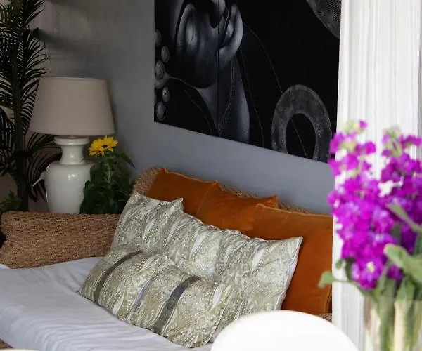 Playa Arenal Grupo Terra De Mar, Con Encanto Calp